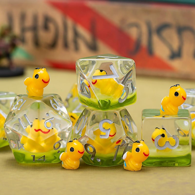 weyano D&D Bee Dice Set, Honeybee Resin Polyhedral Dice for Dungeons and Dragons, RPG, MTG DND 7-DIE (D4, D6, D8, D10, D12, D20, D%) for Ages 15 and Up - Image 5